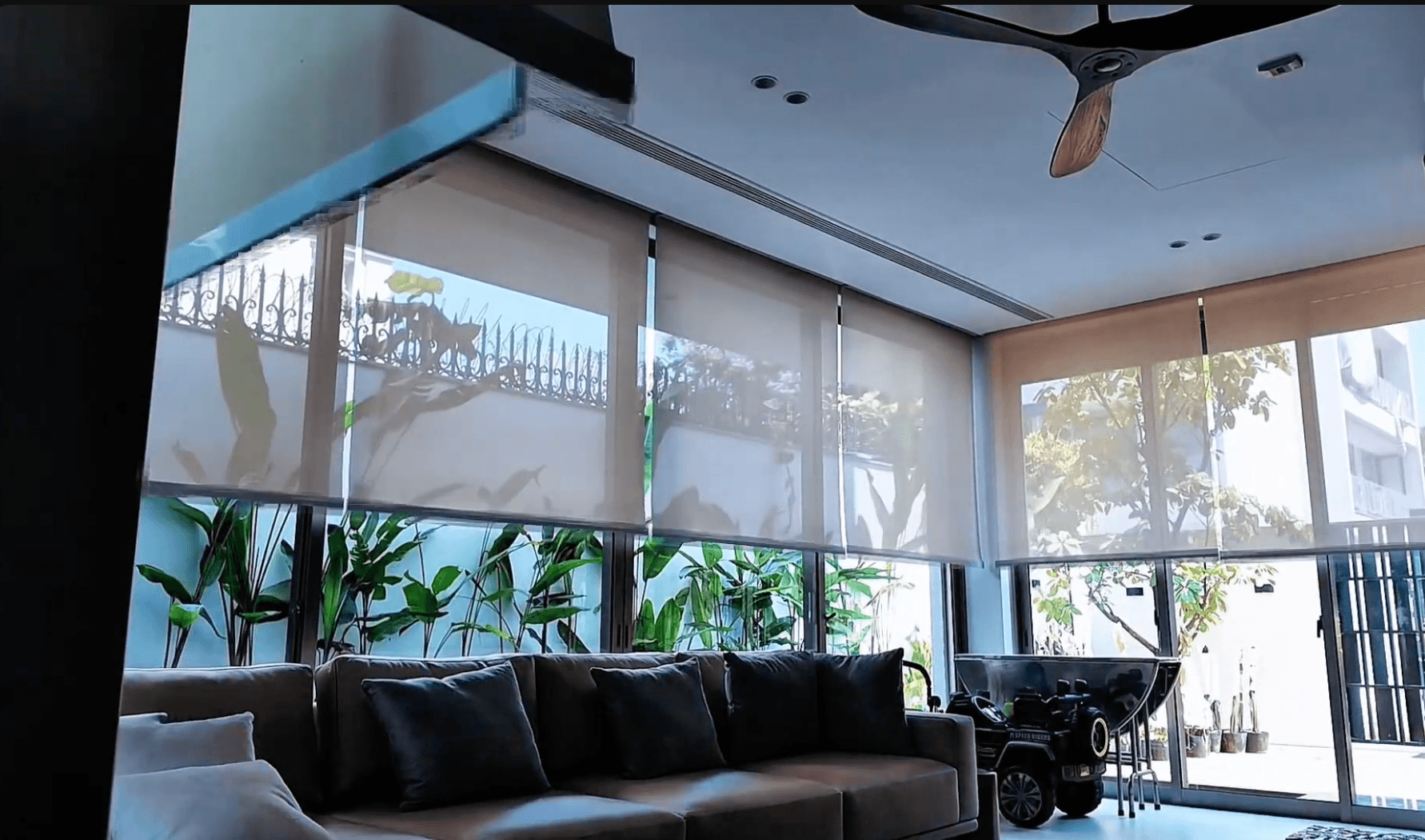 Rèm & điều hòa tự động
